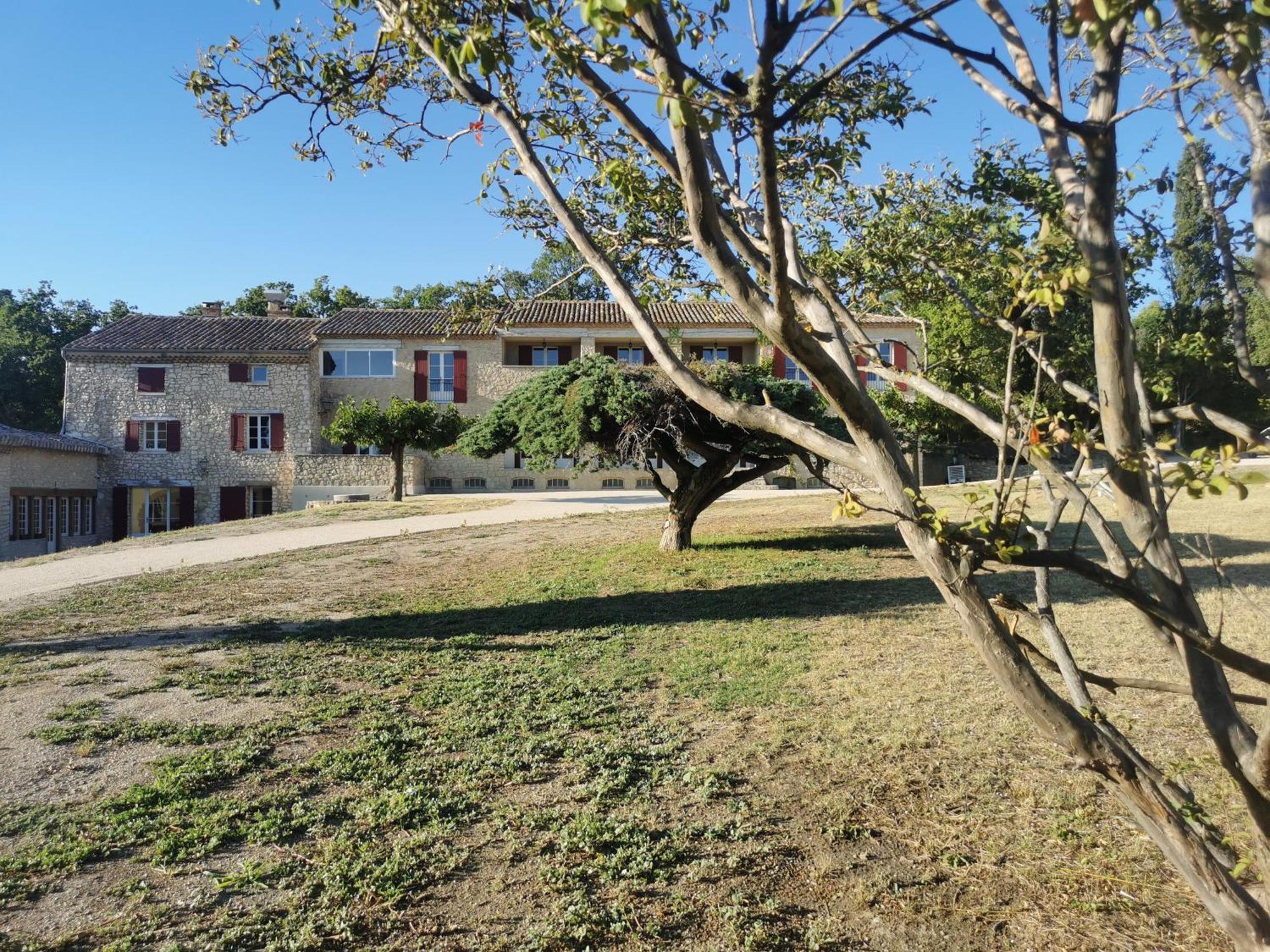La Grangette Apartment Velleron Bagian luar foto